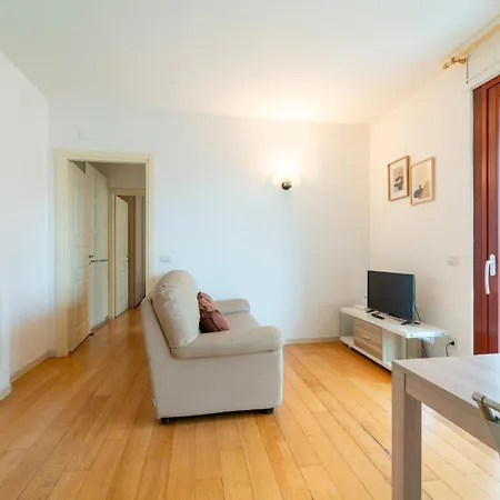 Easy Welcome Comfort Flat Como